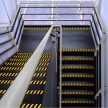 Ragasztószalag - csúszásmentes - 5 m x 25 mm - sárga / fekete 