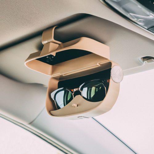 Autós szemüveg és kártyatartó napellenzőre csiptethető - bézs MNC