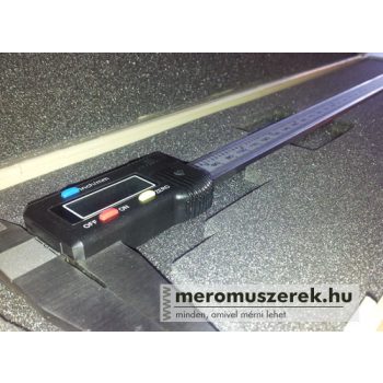 Digitális tolómérő, mélységmérővel  300 mm-es