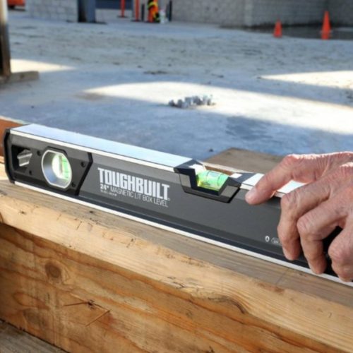 Toughbuilt 120 cm professzionális mágneses vízmérték LED libellamegvilágítással 