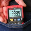UT125C zsebméretű digitális multiméter